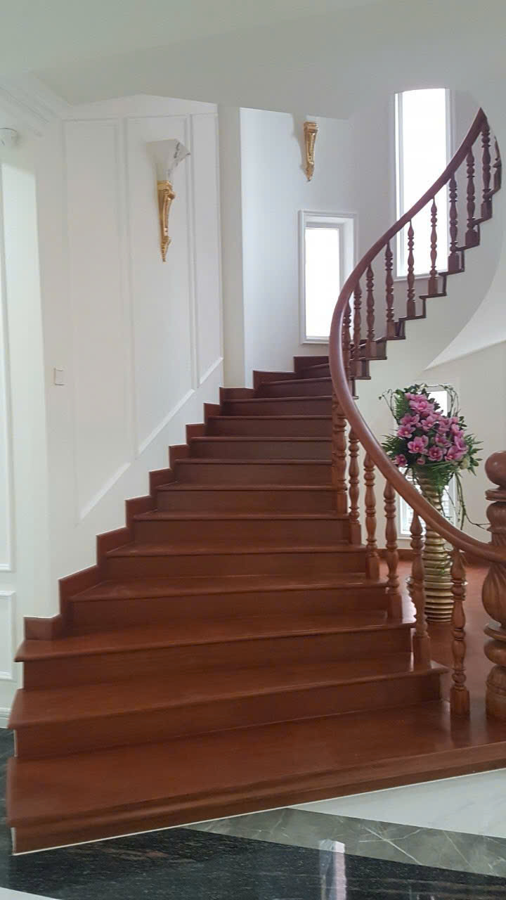 Bán Biệt Thự Kiều Đàm 793 Trần Xuân Soạn, Q7